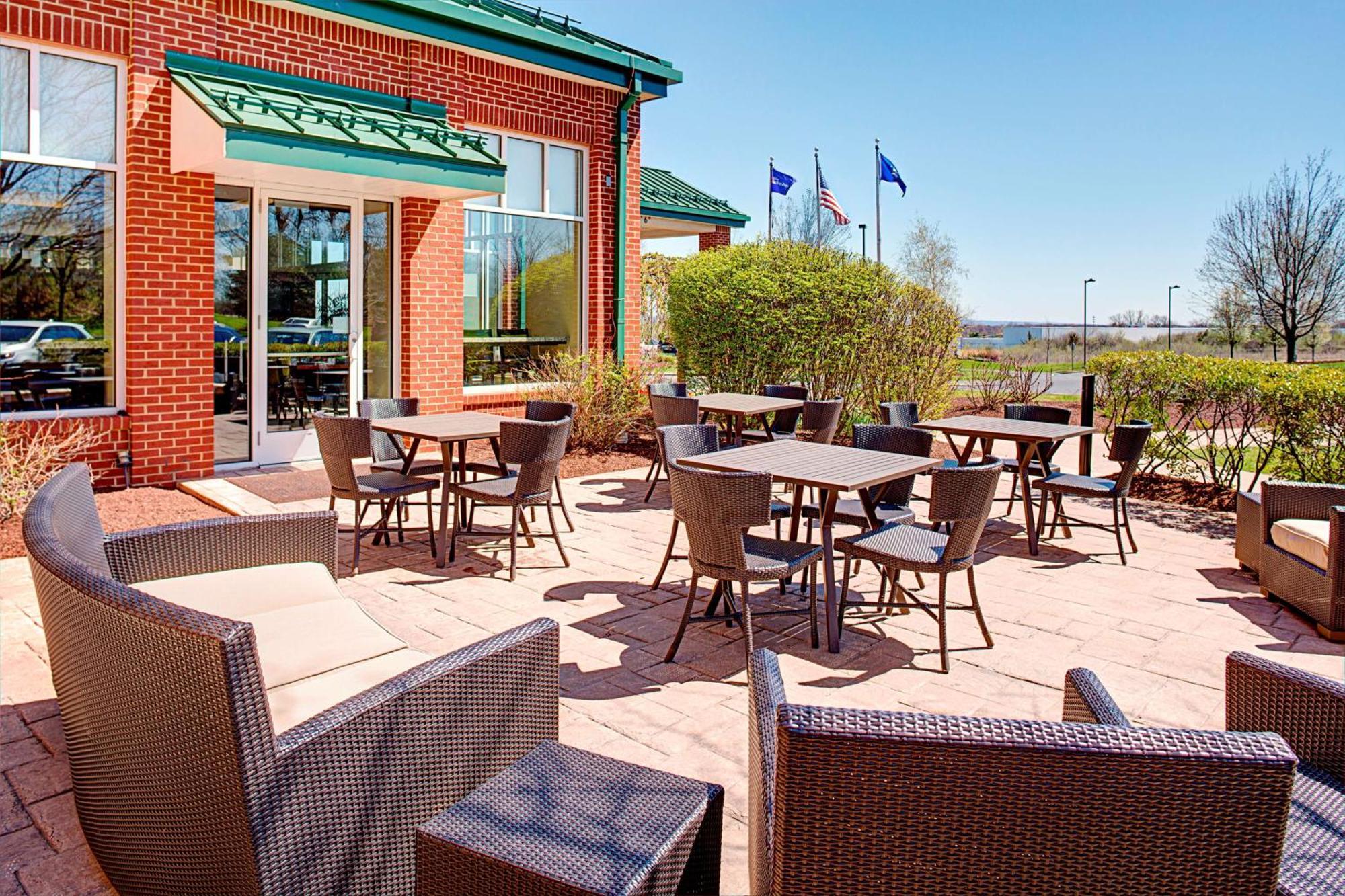 Hilton Garden Inn Hartford North-Bradley International Airport Windsor Exteriér fotografie